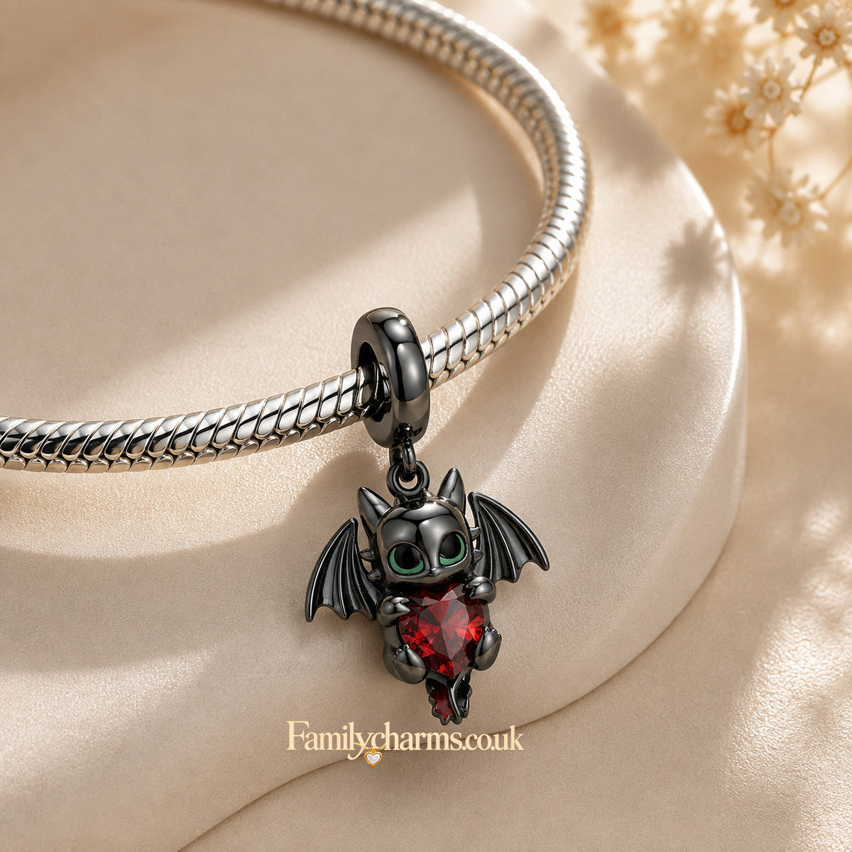 Black Dragon Embraces Heart Sterling Silver Charm Hallmarked S925 for Charm Bracelet and Necklace